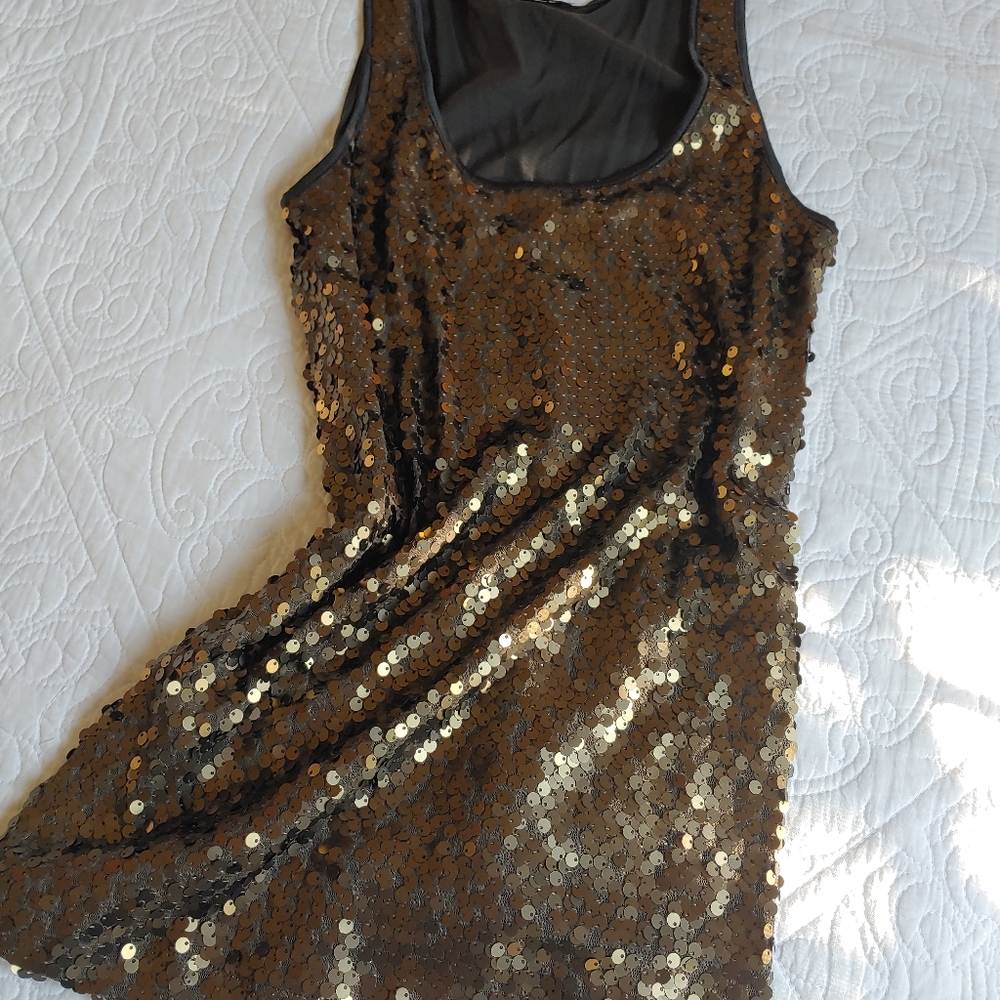 Sequin Tank Top - Picture 9 of 9